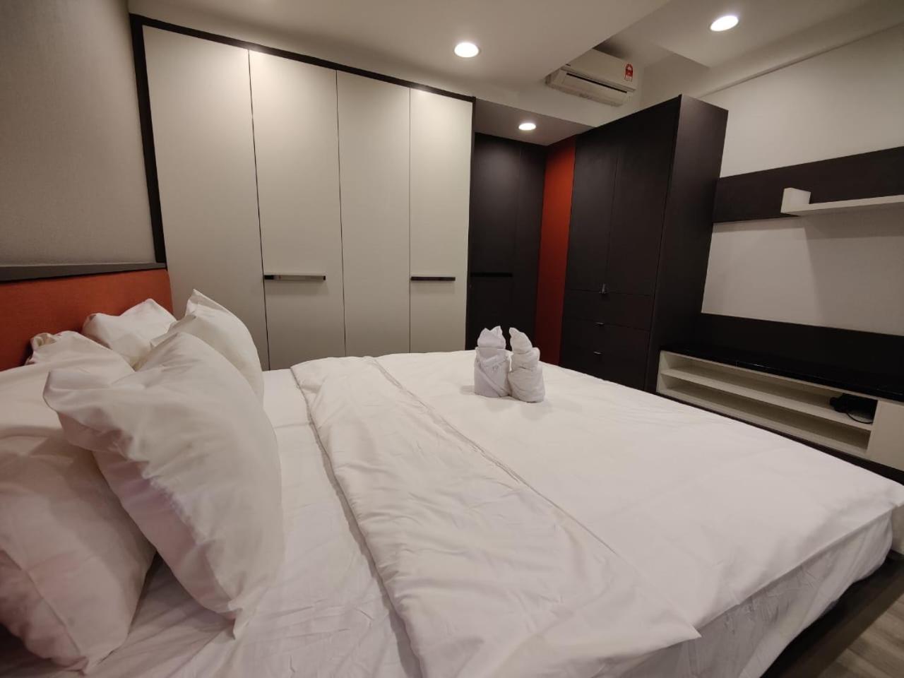 Mulberry Verve Suites Kl Mid Valley Kuala Lumpur Exterior photo