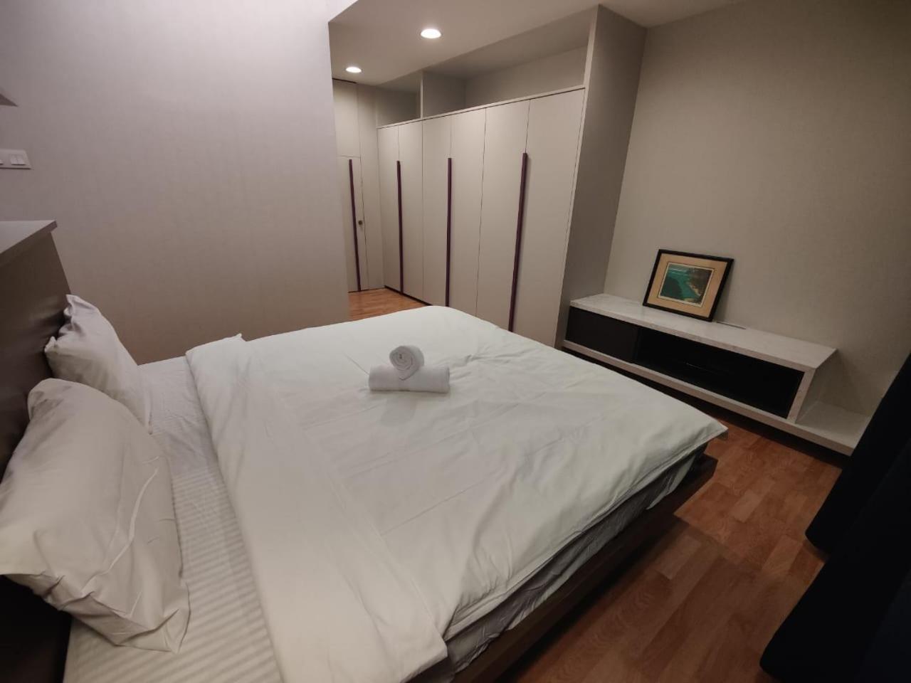 Mulberry Verve Suites Kl Mid Valley Kuala Lumpur Exterior photo